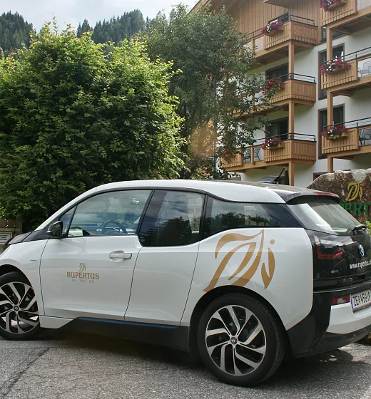e-mobilitaet-gruene-ausfahrten-mit-dem-bmw-i3-1